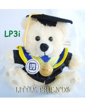 Boneka Wisuda LP3i Jakarta (25 cm)